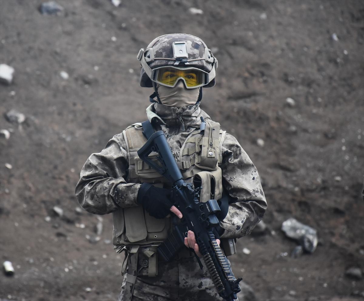 PÖH'ün terör operasyonu tatbikatından kareler