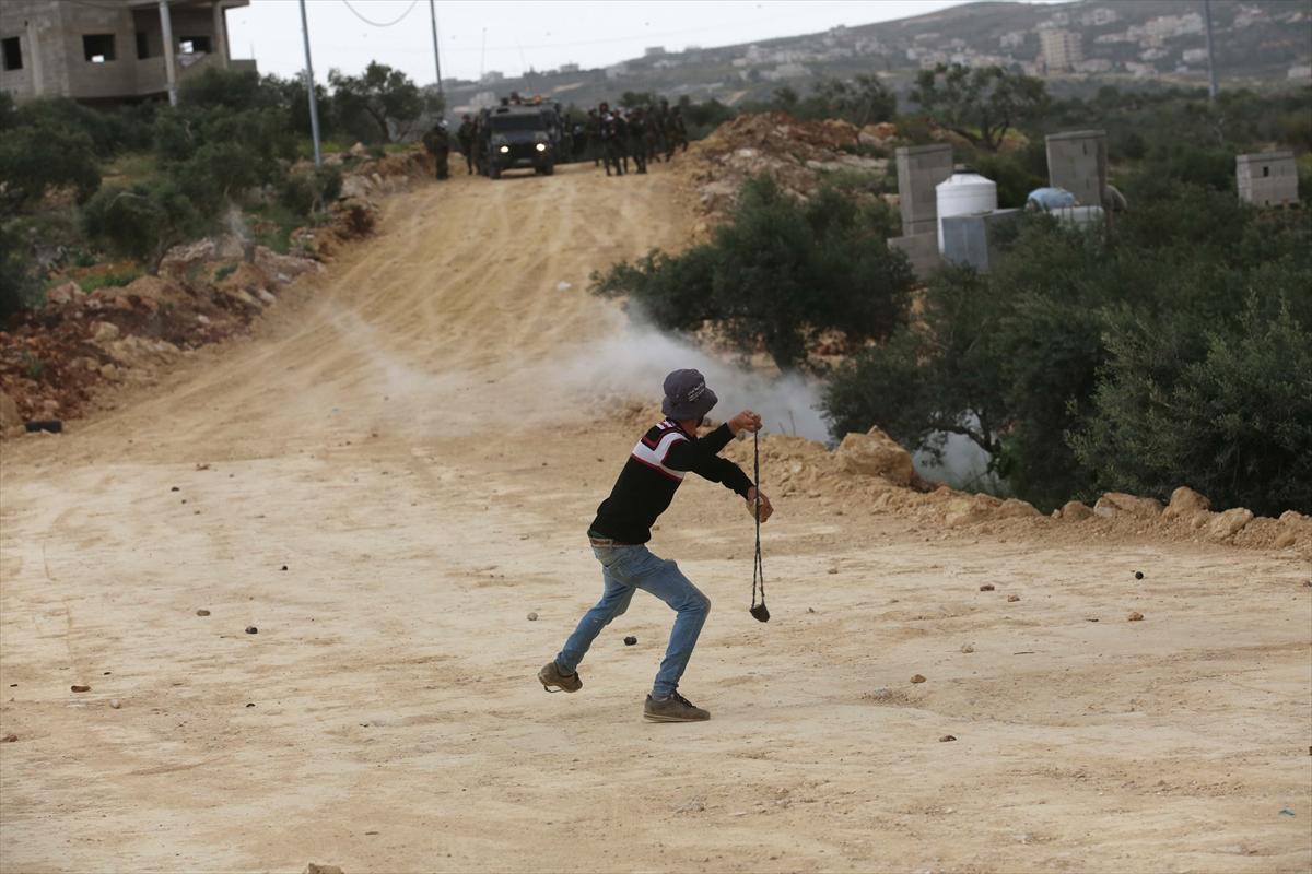 Filistin bir kez daha hareketlendi! İsrail güçleri, göz yaşartıcı gazla müdahale etti