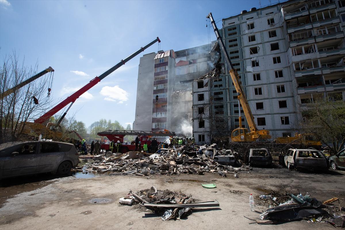 Ukrayna saldırı altında: Başkent Kiev'den hava saldırısı sonrası kareler