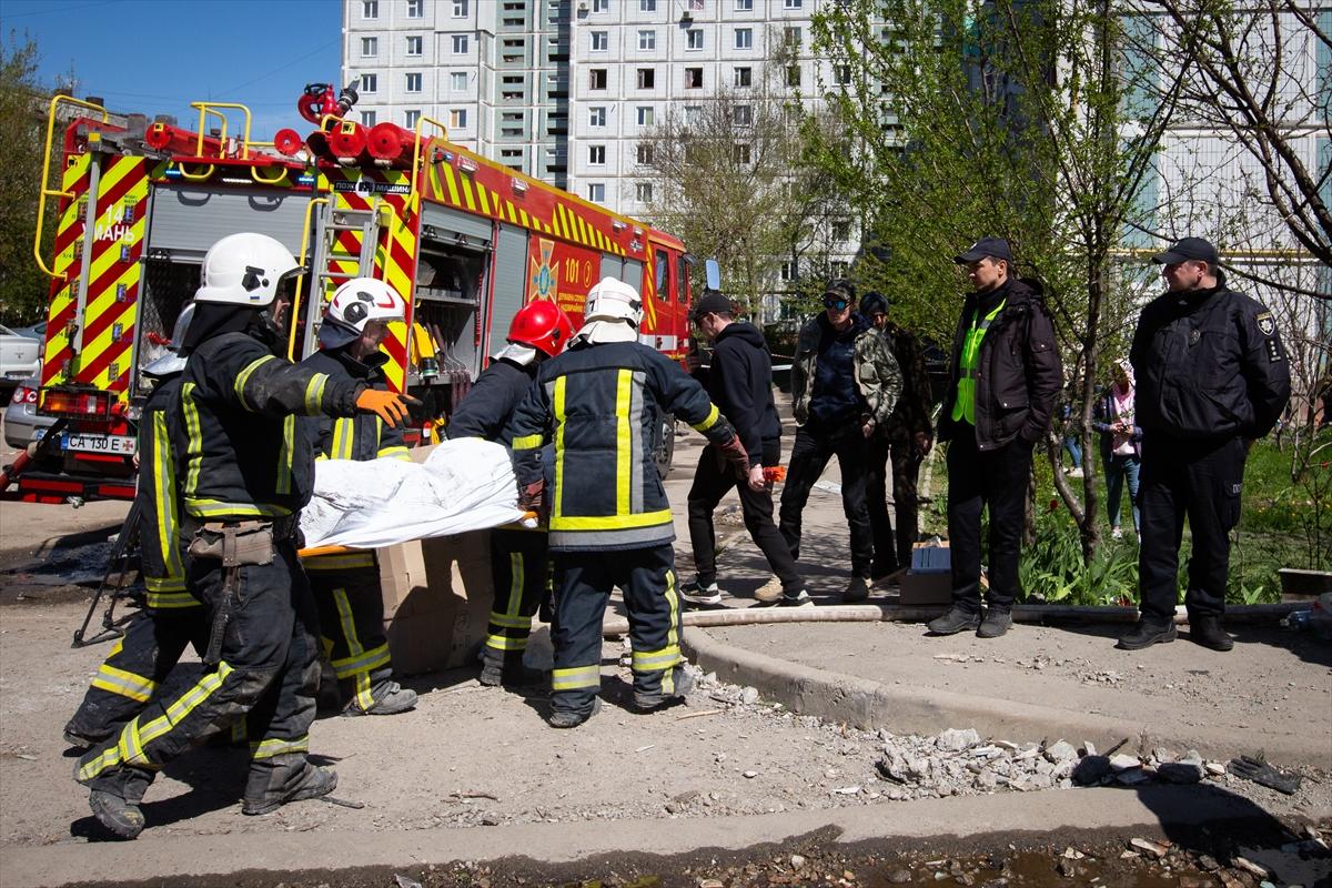 Ukrayna saldırı altında: Başkent Kiev'den hava saldırısı sonrası kareler