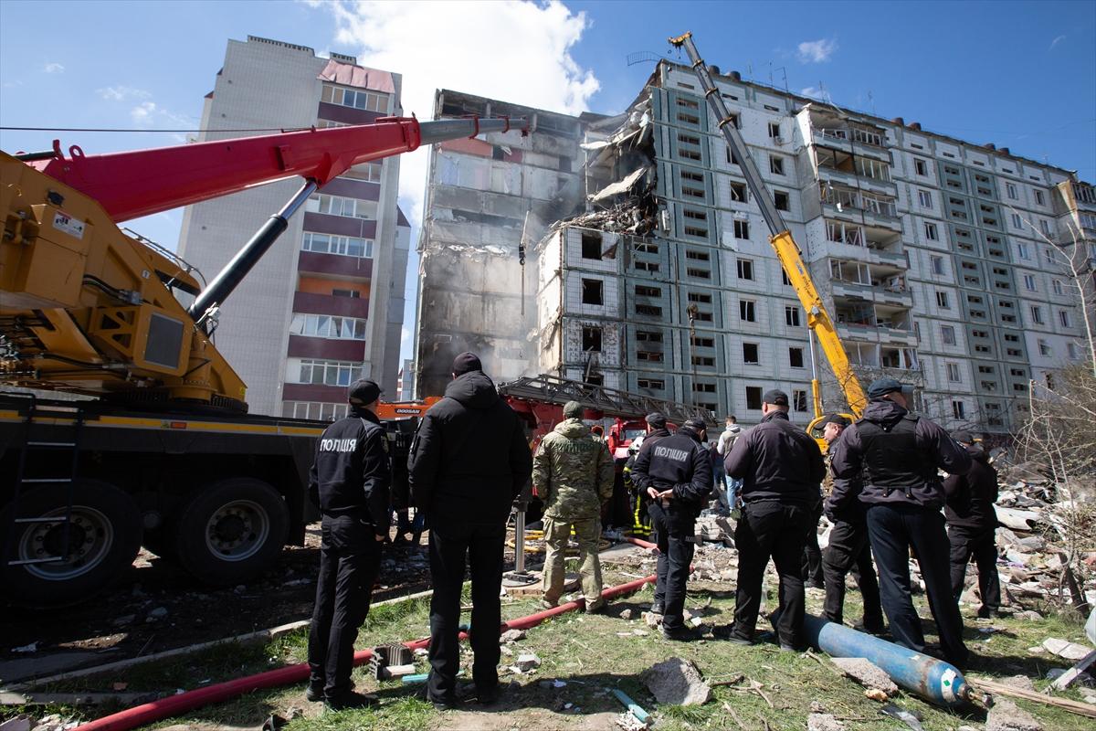 Ukrayna saldırı altında: Başkent Kiev'den hava saldırısı sonrası kareler