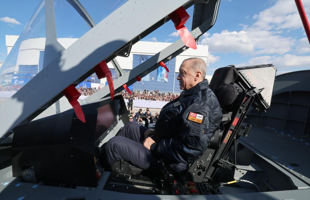 Türkiye'nin 5. nesil savaş uçağı 'KAAN'dan tarihi kareler