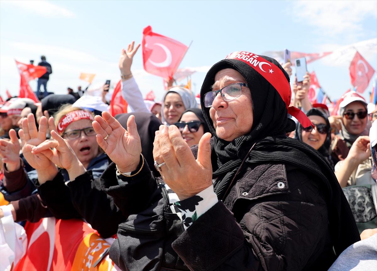 AK Parti'nin İstanbul mitingindeki tarihi kalabalıktan kareler