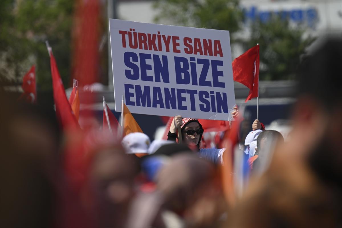 AK Parti'nin İstanbul mitingindeki tarihi kalabalıktan kareler