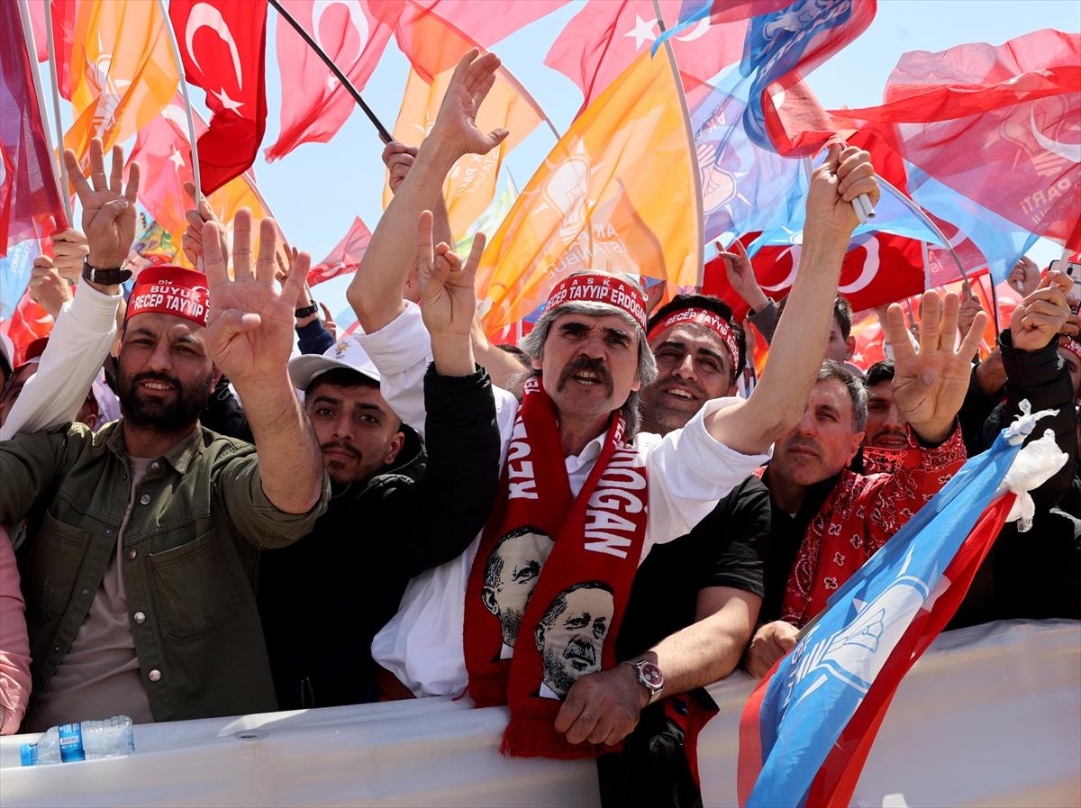 AK Parti'nin İstanbul mitingindeki tarihi kalabalıktan kareler