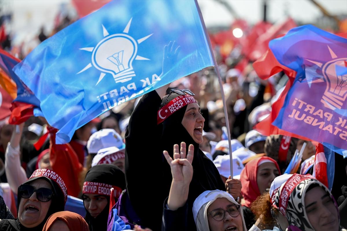 AK Parti'nin İstanbul mitingindeki tarihi kalabalıktan kareler