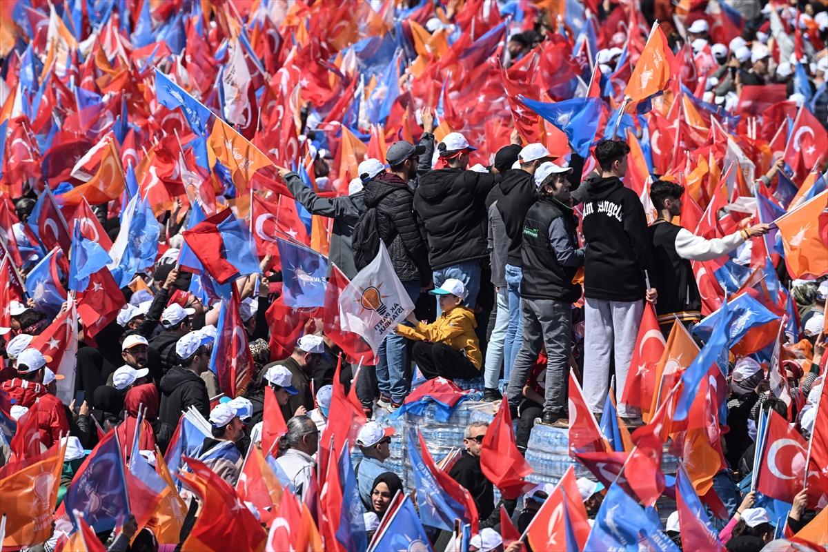 AK Parti'nin İstanbul mitingindeki tarihi kalabalıktan kareler