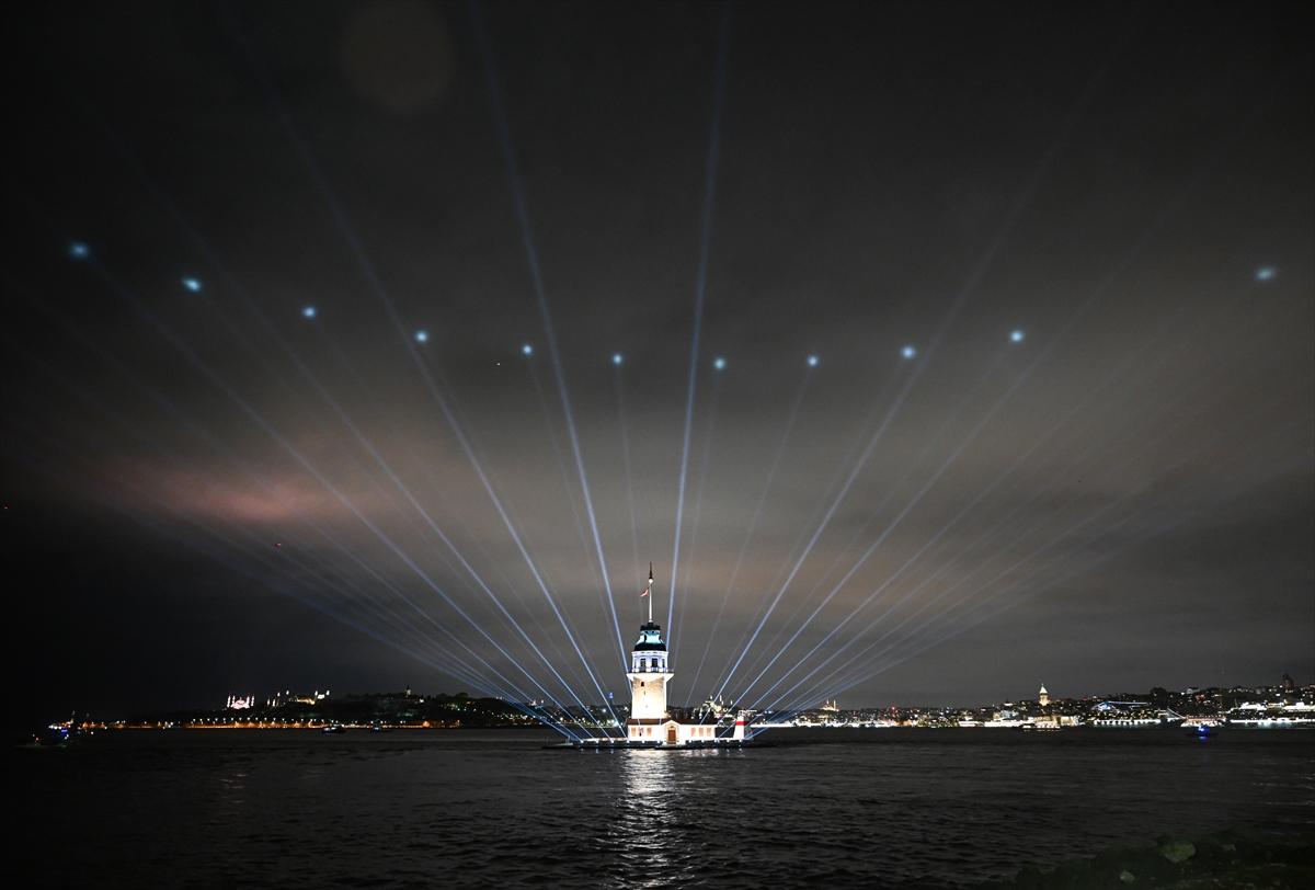 Kız Kulesi ışık ve lazer şovuyla açıldı