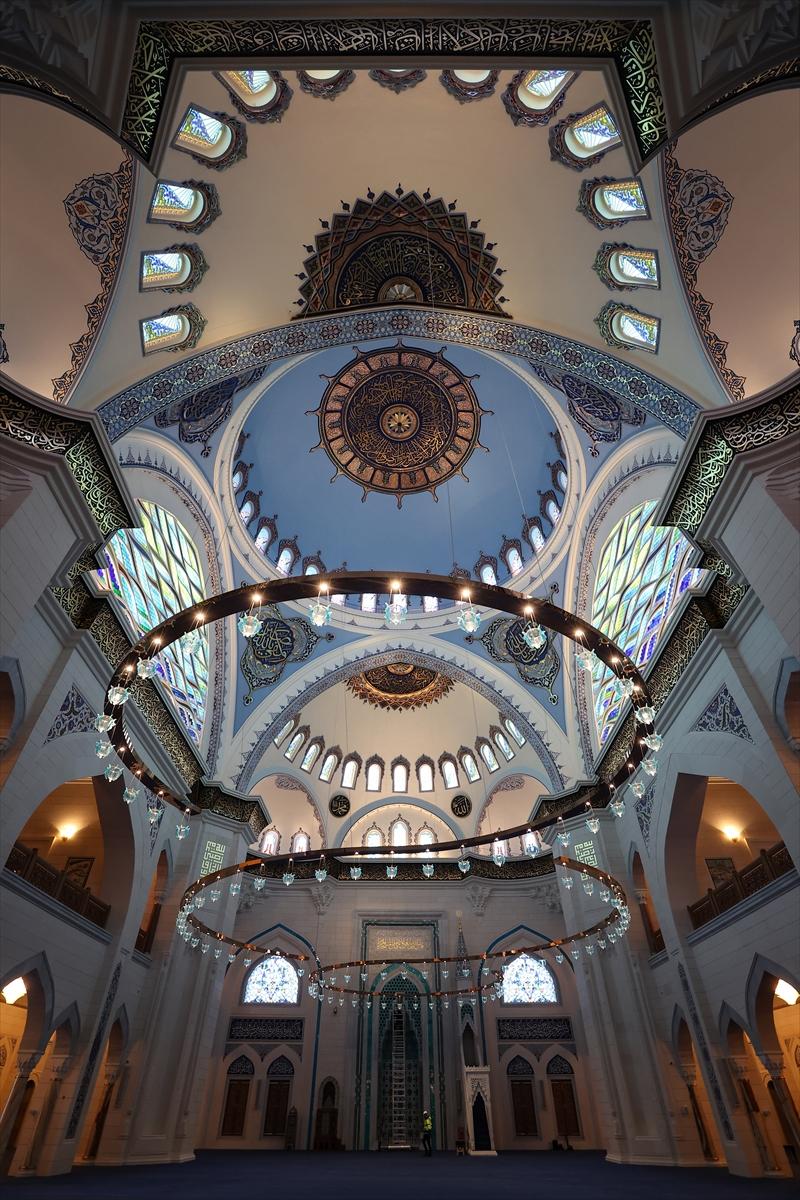 Barbaros Hayrettin Paşa Camisi ibadete açıldı