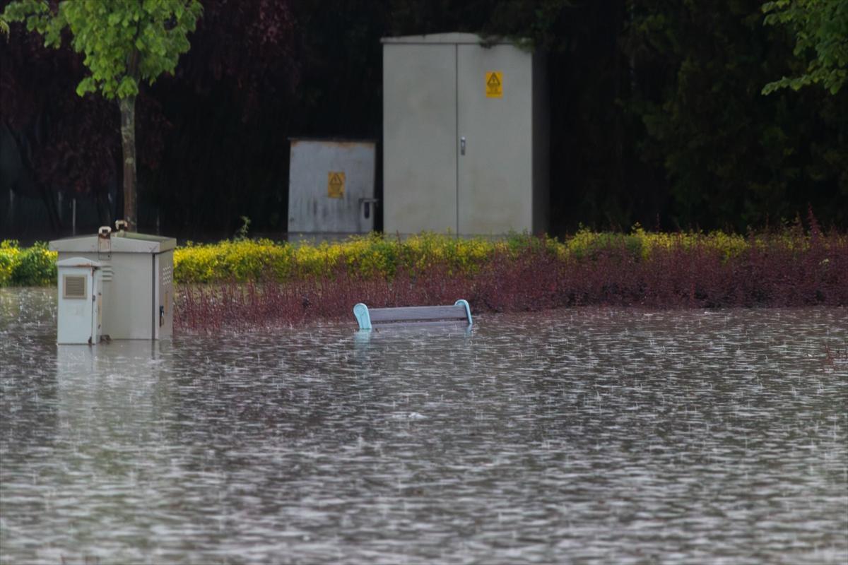 Başkent Ankara'dan sel manzaraları