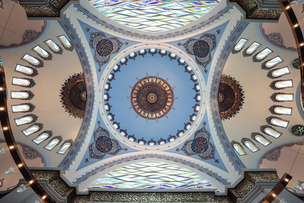 Barbaros Hayrettin Paşa Camisi ibadete açıldı