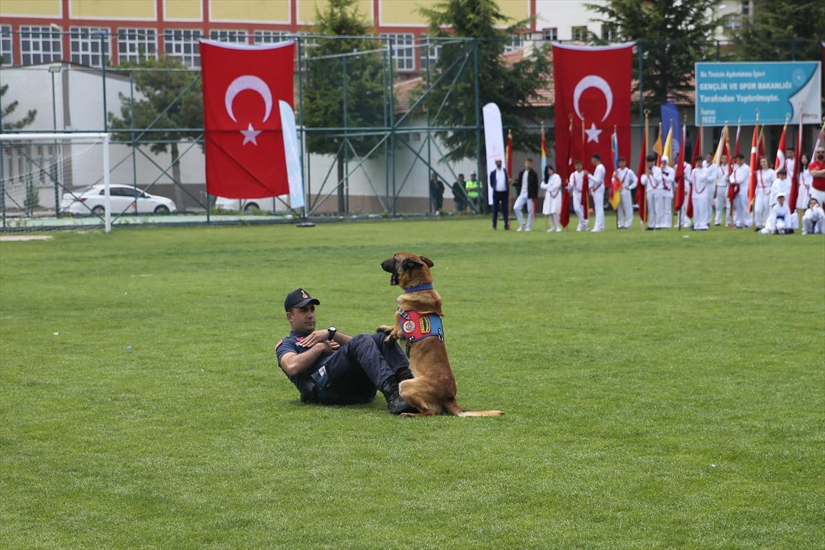 Yurtta 19 Mayıs heyecanı