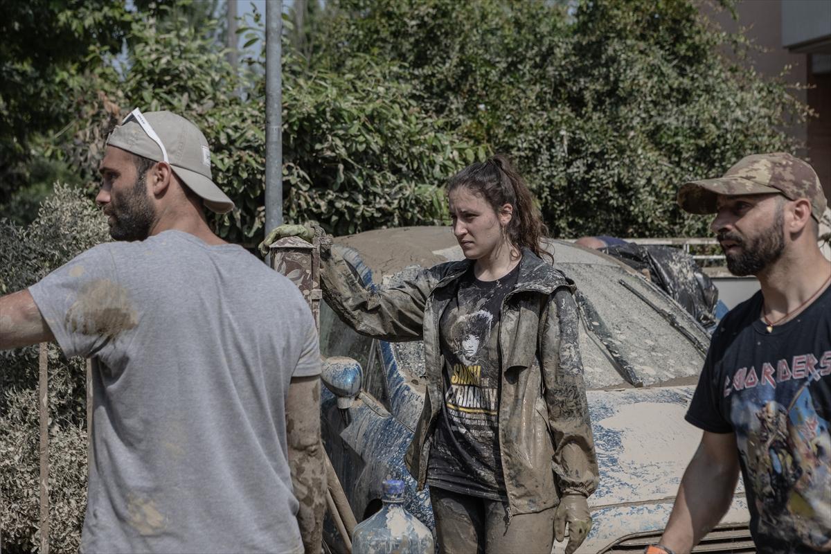 İtalya'da sel felaketinin izleri