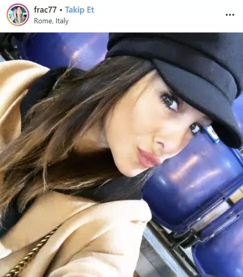 Zaniolo'nun annesi güzelliğiyle büyülüyor