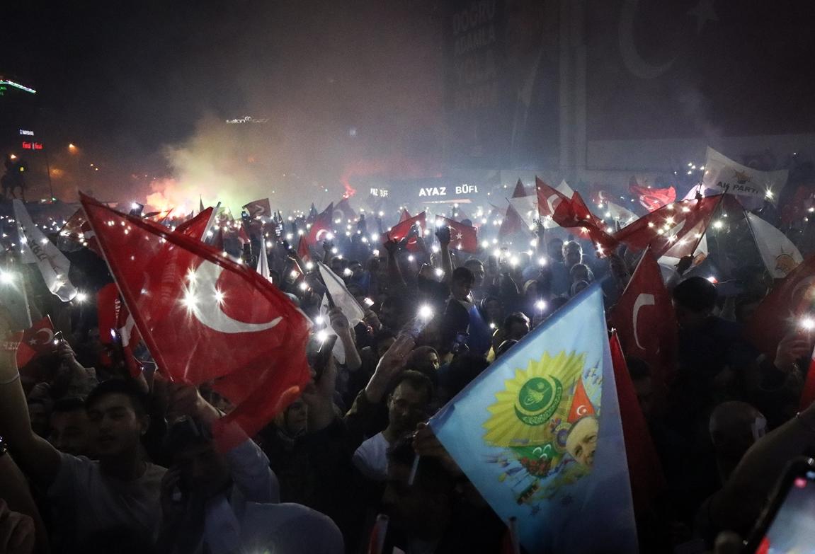 Cumhurbaşkanı Erdoğan'ın seçim zaferinden tarihi görüntüler