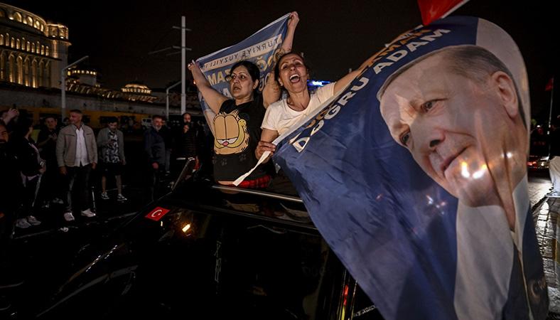 Cumhurbaşkanı Erdoğan'ın seçim zaferinden tarihi görüntüler