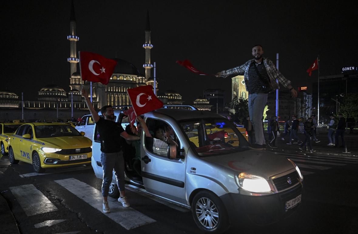 Cumhurbaşkanı Erdoğan'ın seçim zaferinden tarihi görüntüler