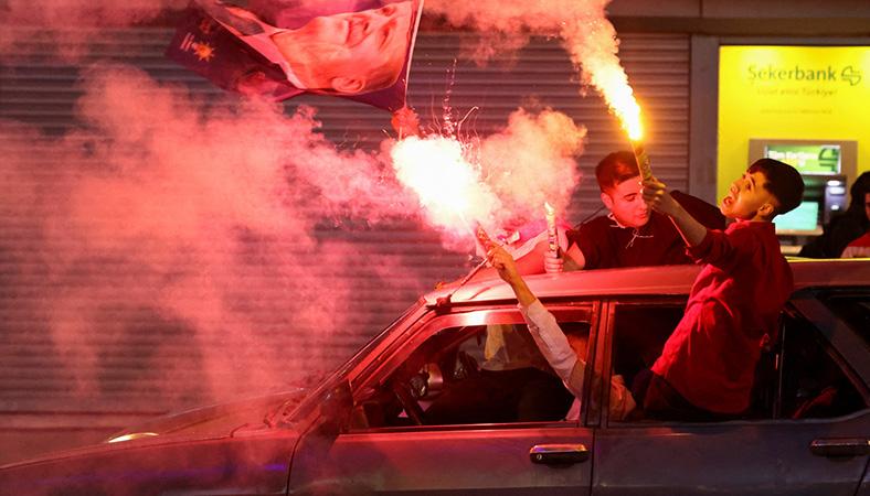 Cumhurbaşkanı Erdoğan'ın seçim zaferinden tarihi görüntüler