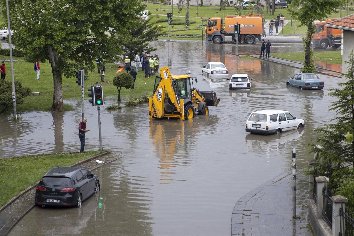 Başkent Ankara'dan sel kareleri