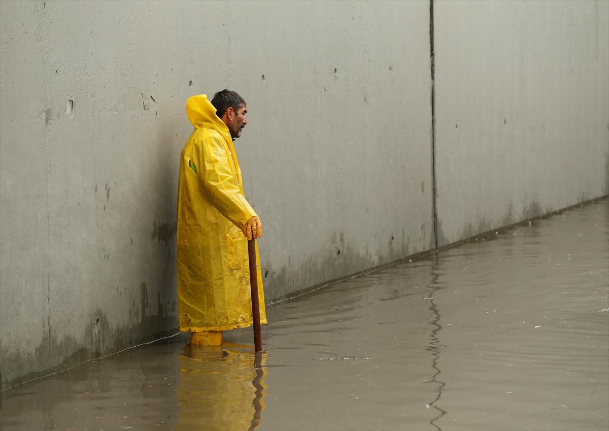 Başkent Ankara'dan sel kareleri