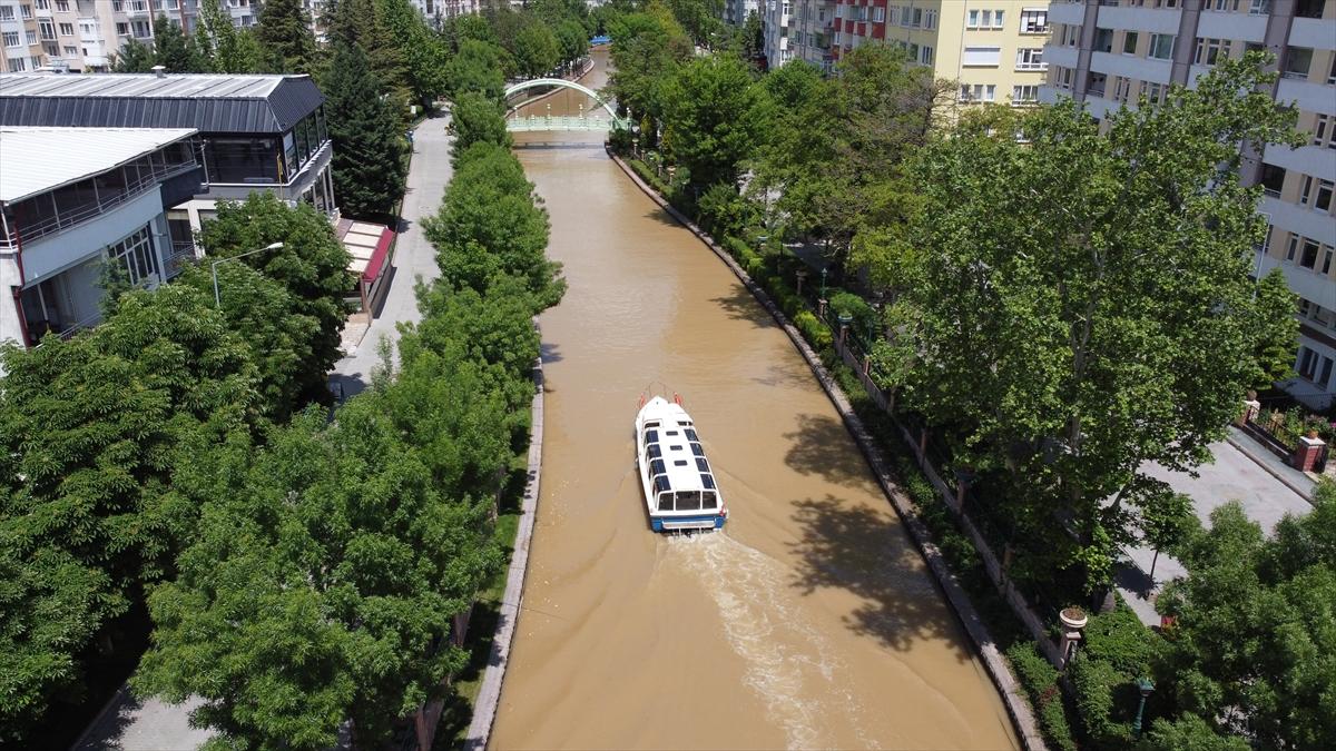 Porsuk çayının rengi maviden kahverengiye döndü