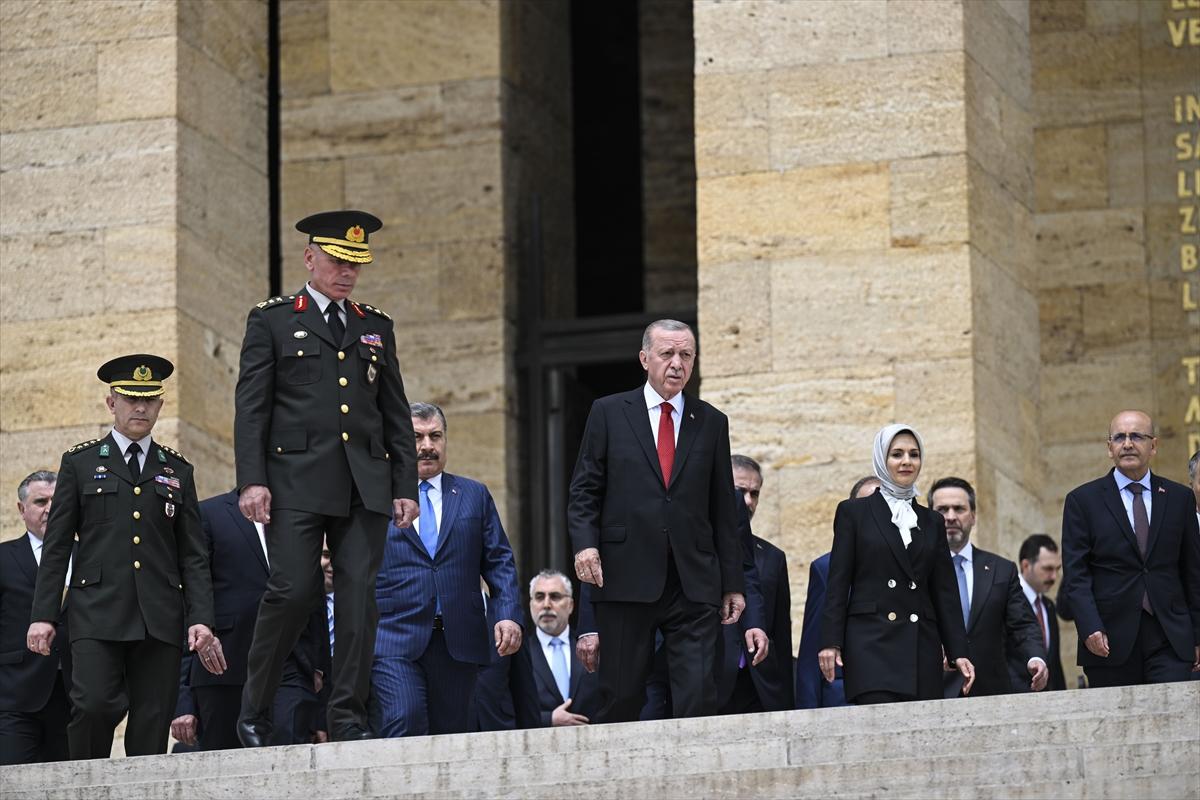 Türkiye Yüzyılı başladı! Cumhurbaşkanlığı Kabinesi Ata'nın huzurunda