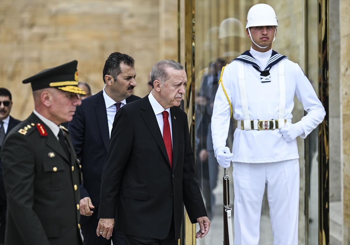 Türkiye Yüzyılı başladı! Cumhurbaşkanlığı Kabinesi Ata'nın huzurunda