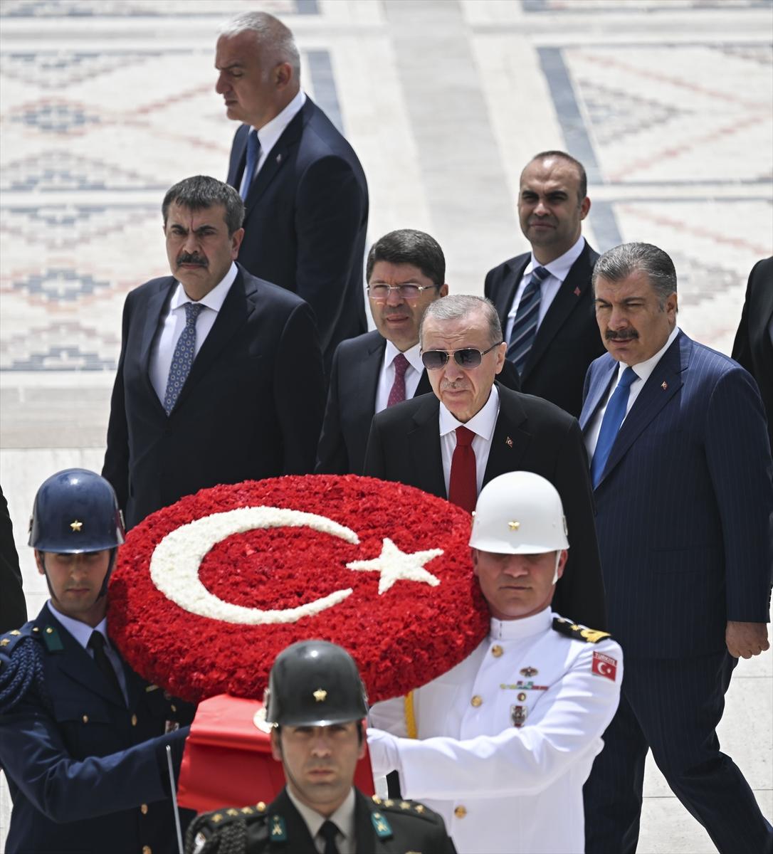 Türkiye Yüzyılı başladı! Cumhurbaşkanlığı Kabinesi Ata'nın huzurunda