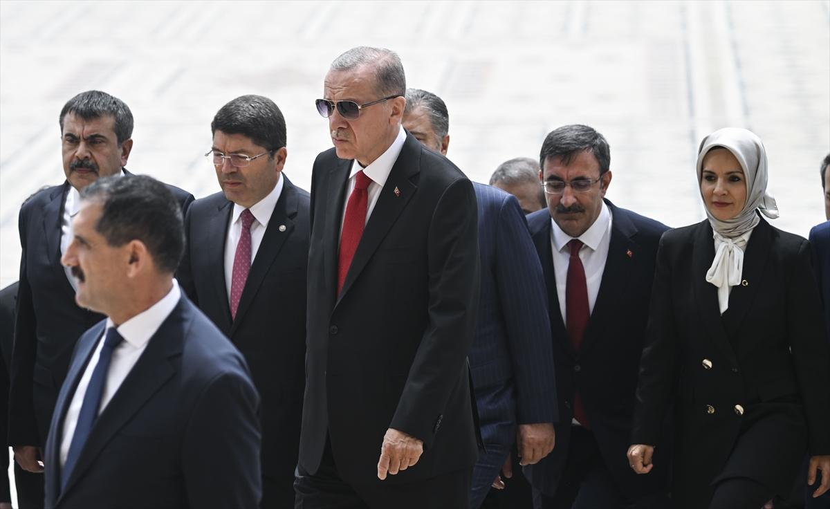 Türkiye Yüzyılı başladı! Cumhurbaşkanlığı Kabinesi Ata'nın huzurunda