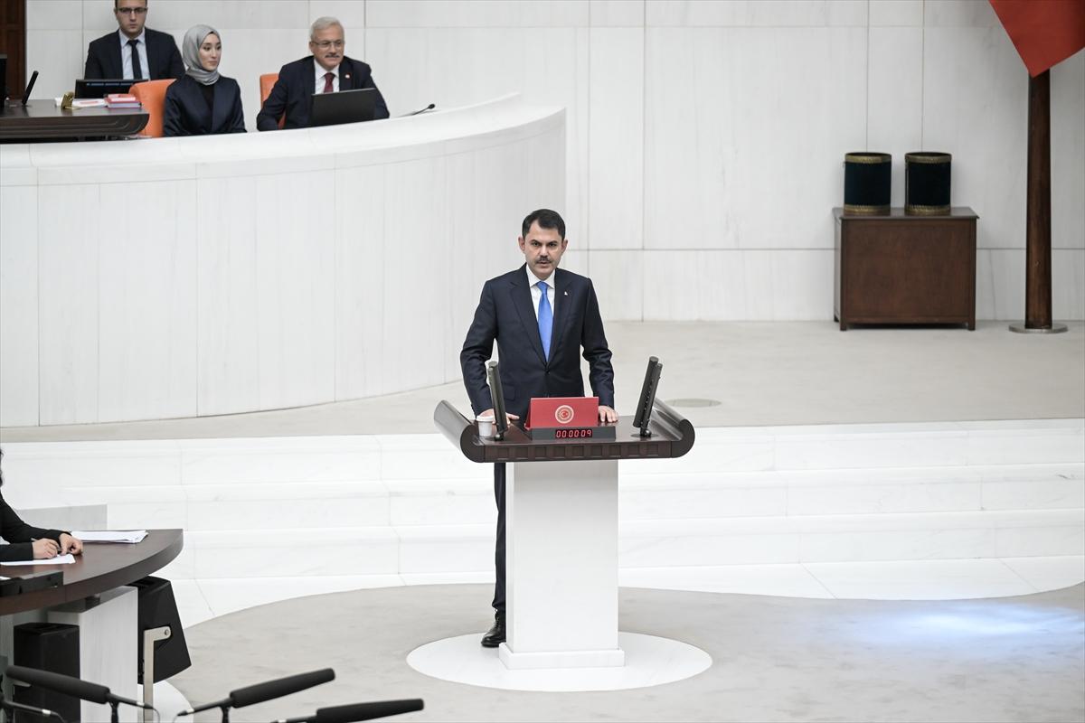 Milletvekilleri ve yeni kabine üyelerinin Meclis'teki yemin töreninden kareler