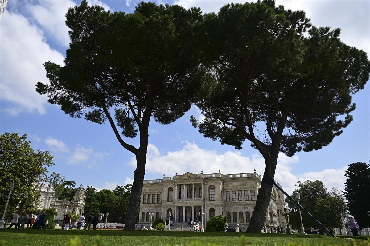 Dolmabahçe Sarayı 167 yıl önce kapılarını açtı