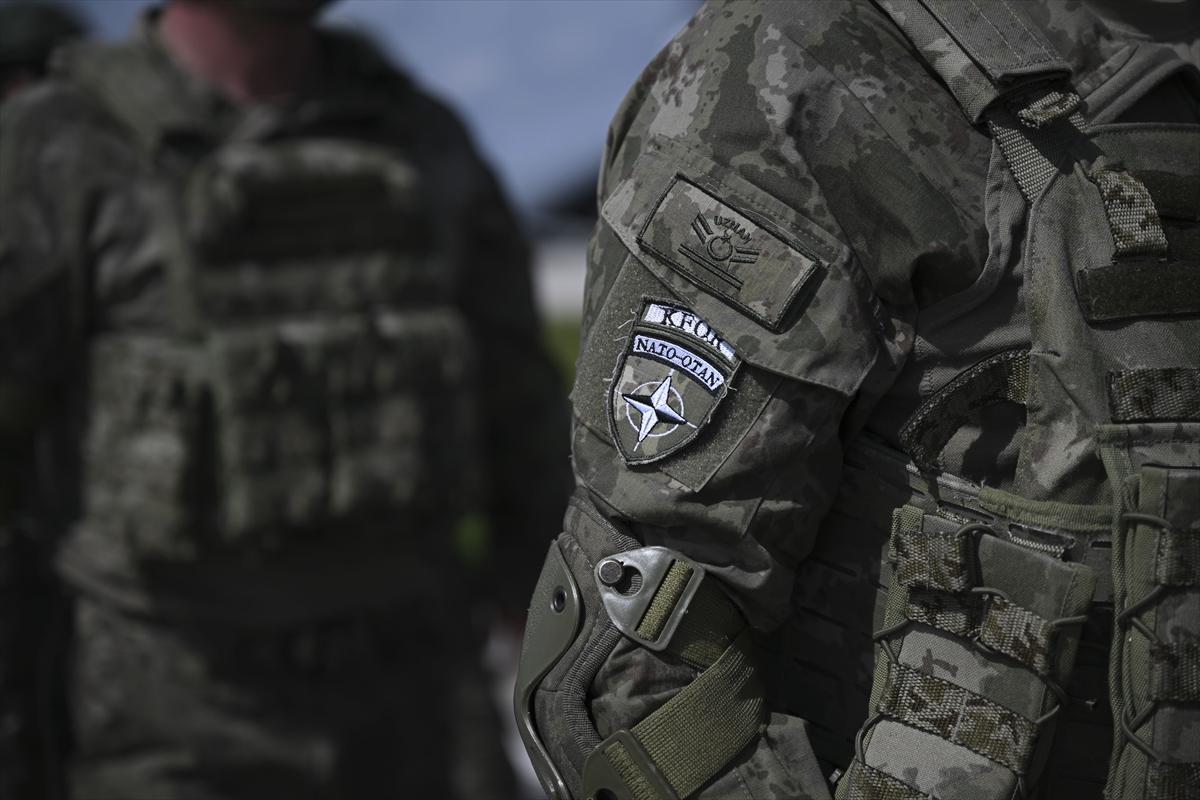 Türk komandoları Kosova'da