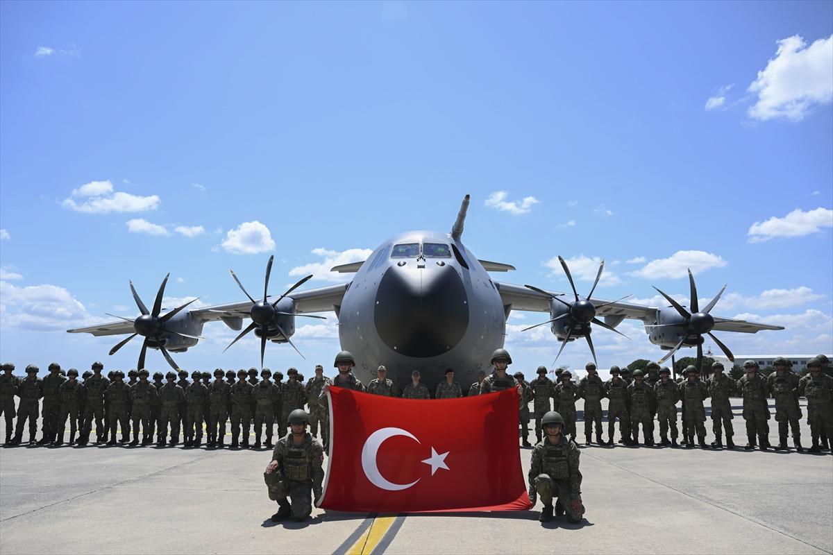 Türk komandoları Kosova'da