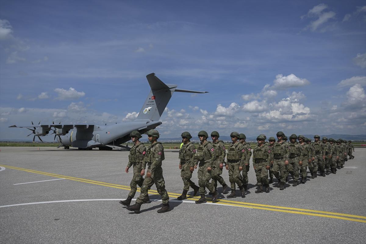Türk komandoları Kosova'da