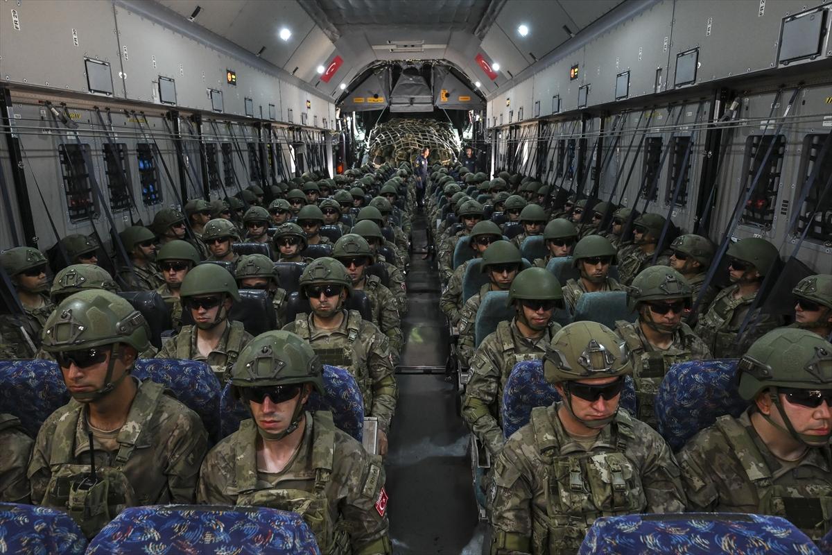 Türk komandoları Kosova'da