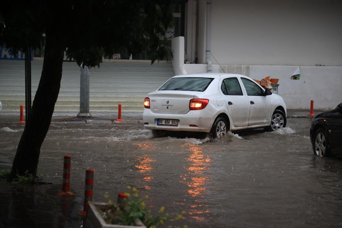 Ankara'yı sel aldı