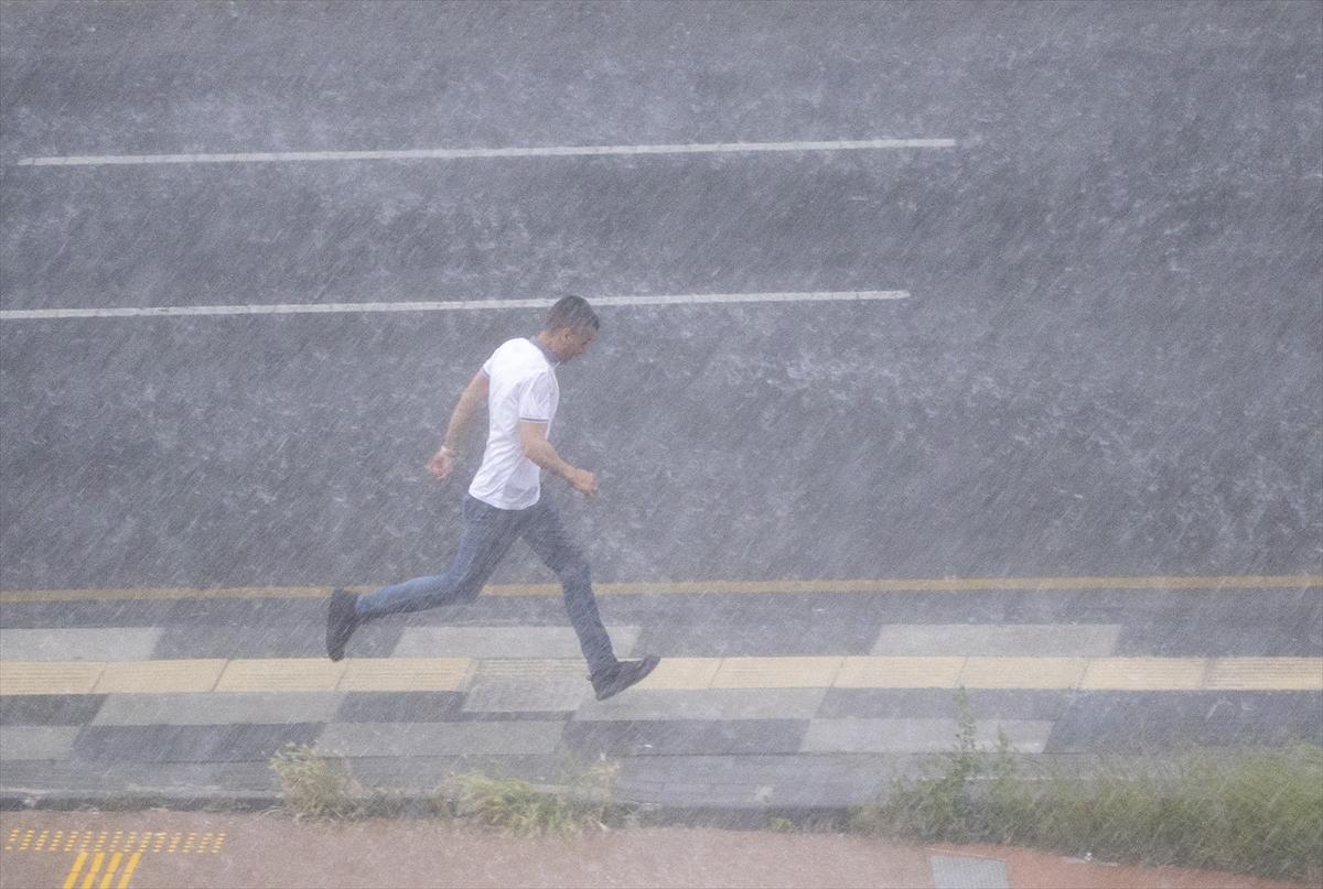 Ankara'yı sel aldı