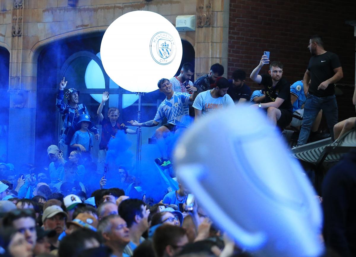 Şampiyon Manchester City, ülkesinde coşkuyla karşılandı