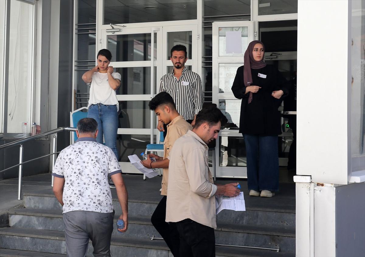 Türkiye'nin dört bir yanında TYT heyecanı