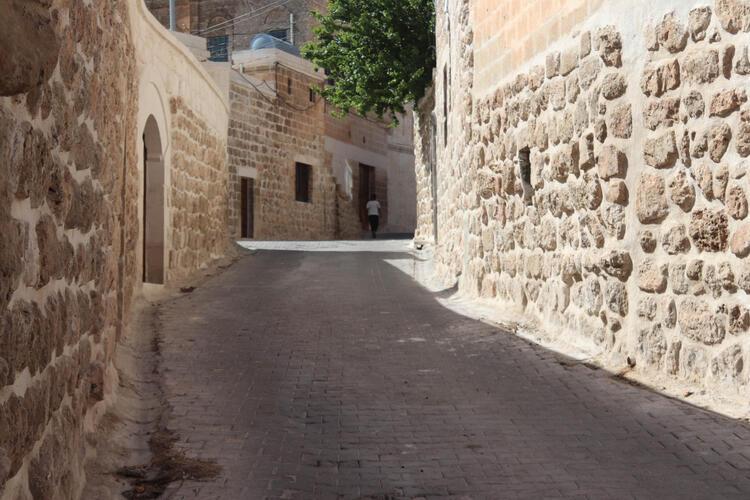 Midyat’ın 500 yıllık çarşısı restore edildi