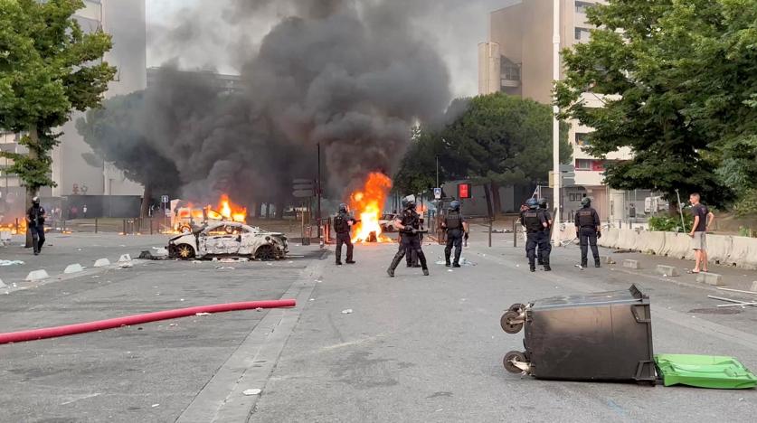 Fransa'da eylemlerin 6'ncı günü! Alev alev yanıyor