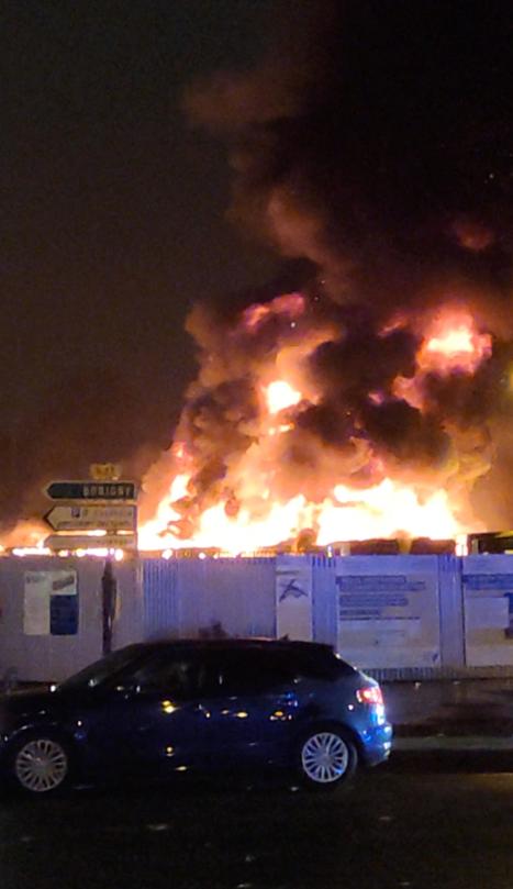 Fransa'da eylemlerin 6'ncı günü! Alev alev yanıyor