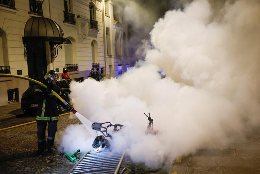 Fransa'da eylemlerin 6'ncı günü! Alev alev yanıyor