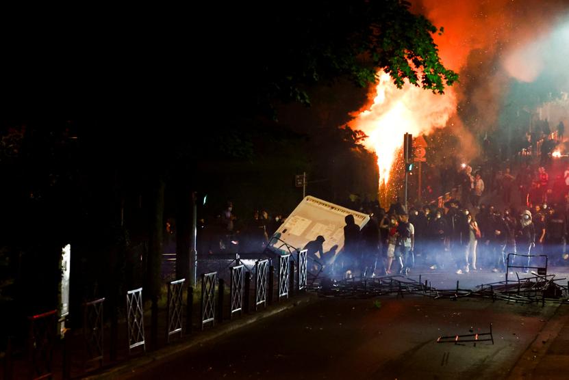 Fransa'da eylemlerin 6'ncı günü! Alev alev yanıyor
