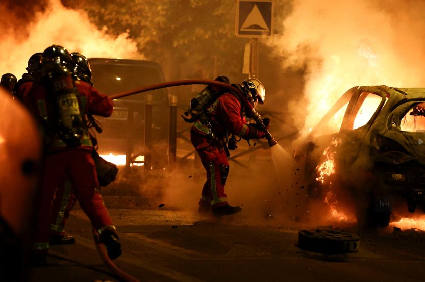 Fransa'da eylemlerin 6'ncı günü! Alev alev yanıyor