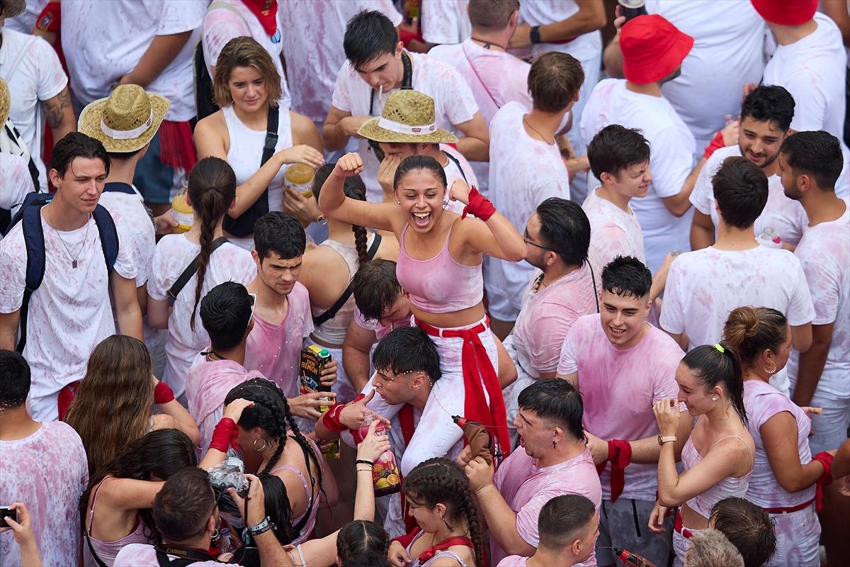 İspanya'nın ünlü San Fermin festivalinden kareler