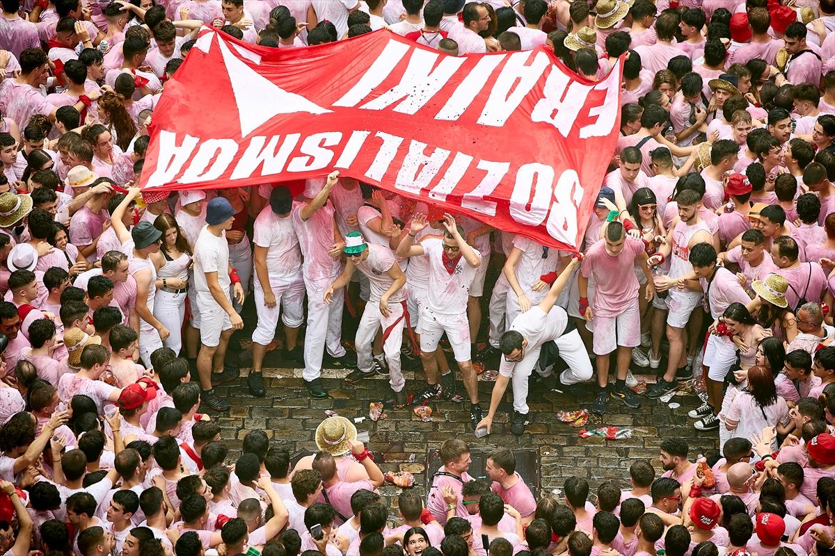 İspanya'nın ünlü San Fermin festivalinden kareler