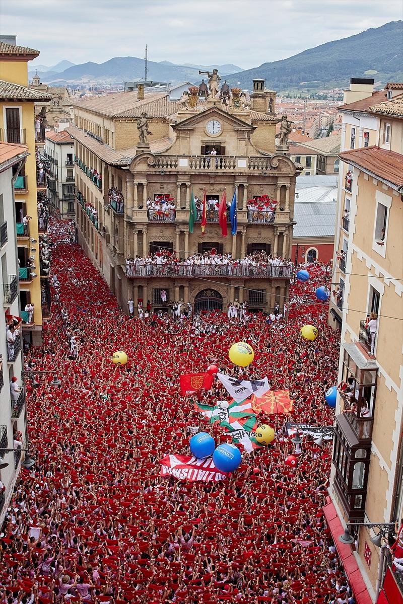 İspanya'nın ünlü San Fermin festivalinden kareler