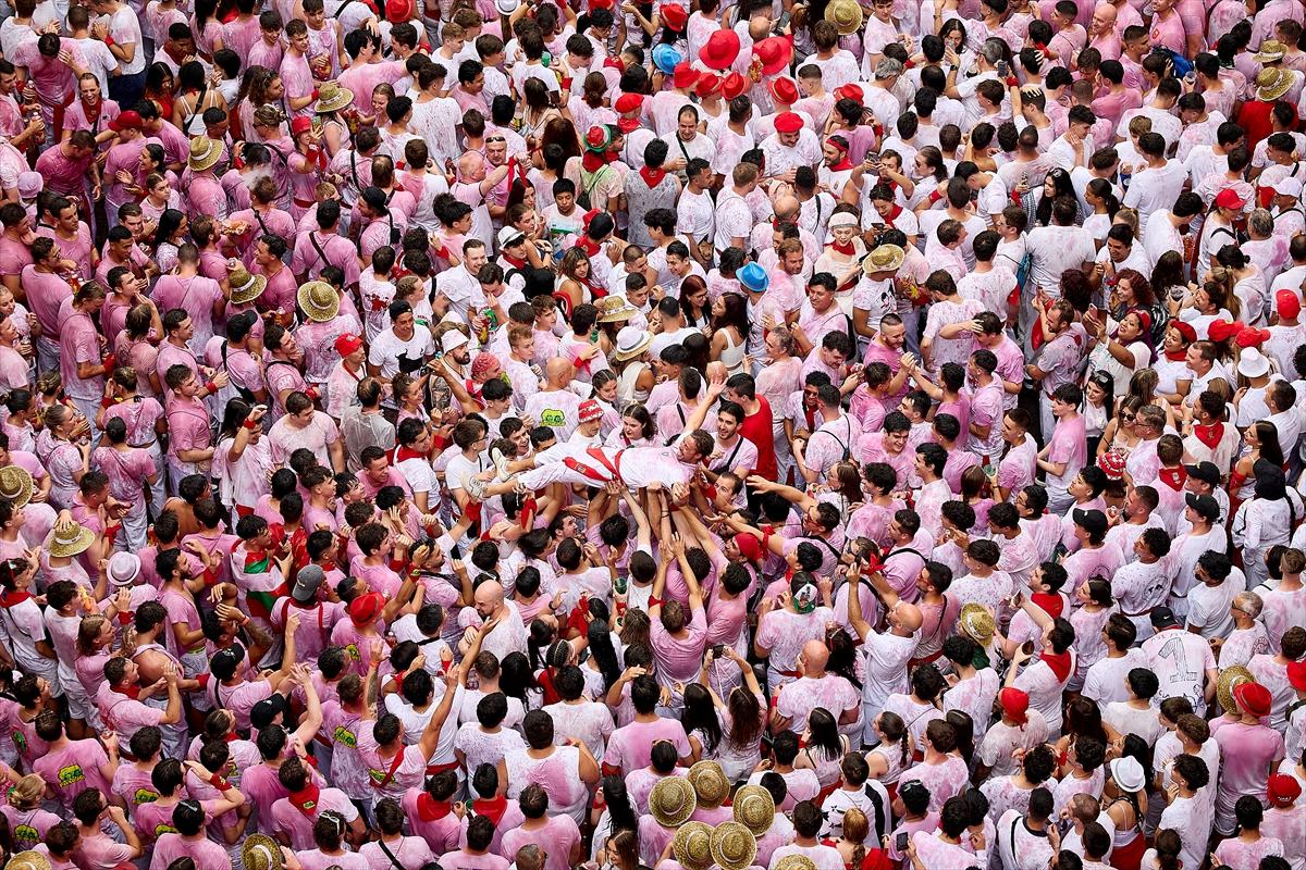 İspanya'nın ünlü San Fermin festivalinden kareler