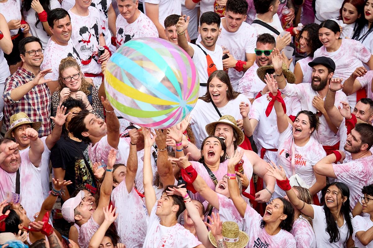 İspanya'nın ünlü San Fermin festivalinden kareler
